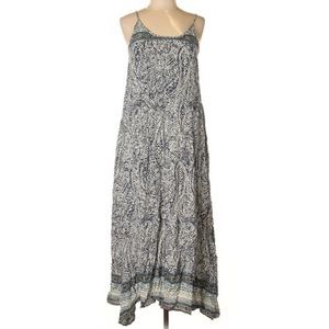 Flowy maxi dress!